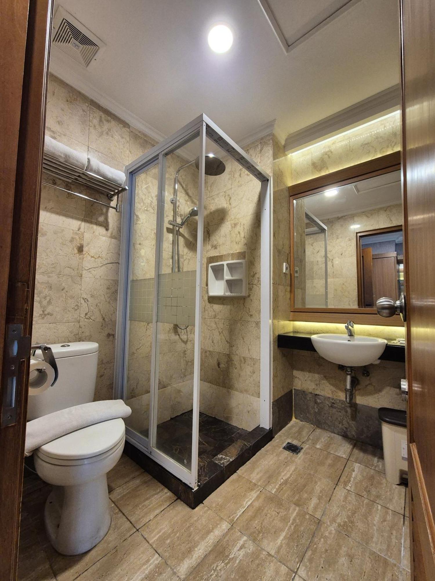 Giia Maluku Hotel Thamrin Jakarta Buitenkant foto